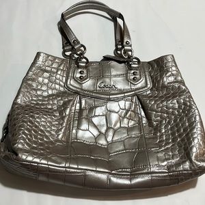Vintage Sliver coach bag shoulder